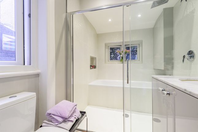 Flat for sale in Finborough Road, London