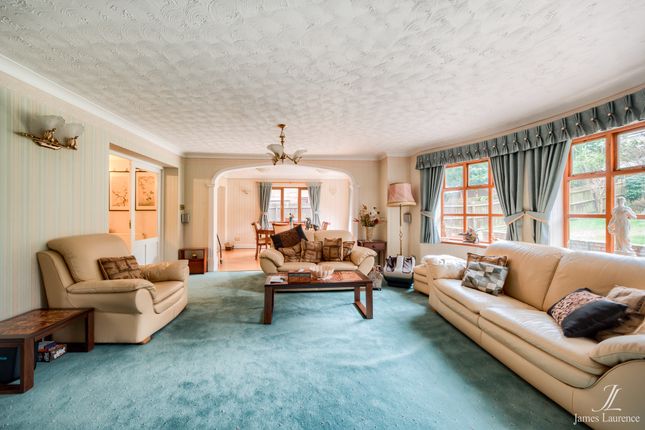 8, Broomhurst, Birmingham photo 4