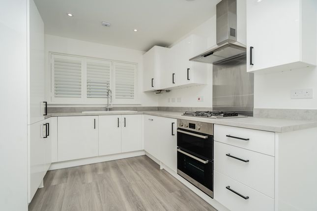 381, Barrosa Way, Milton Keynes photo 4