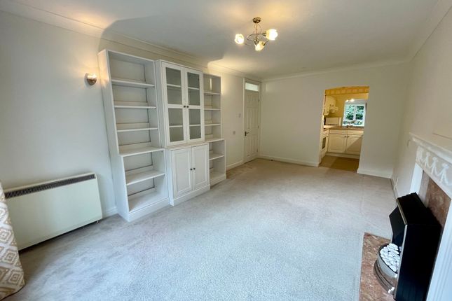 6 Lynwood Victoria Road, Wilmslow photo 2