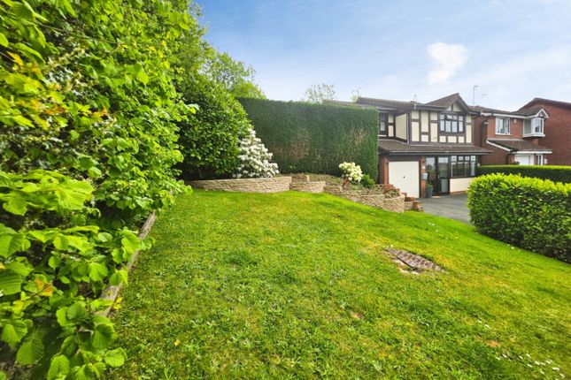 24, Drumburn Close, Packmoor photo 2