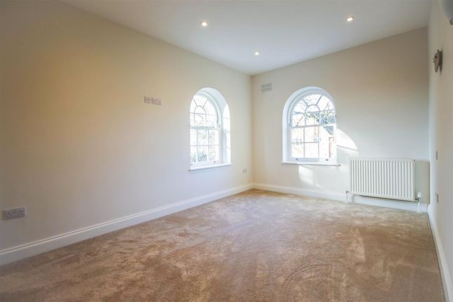 End terrace house for sale in Oakfields, Vicarage Road, Newmarket