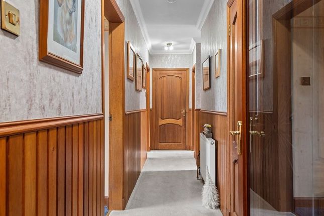 9 Ochil Crescent, Raploch, Stirling photo 3