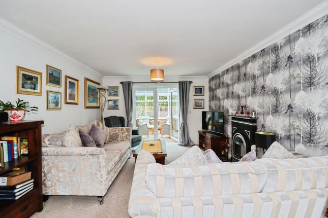 7, Ash Meadow, Swaffham photo 3