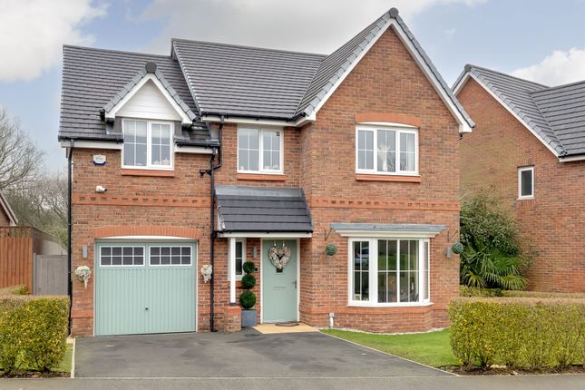 Thumbnail Detached house for sale in Hedgebank, Standish