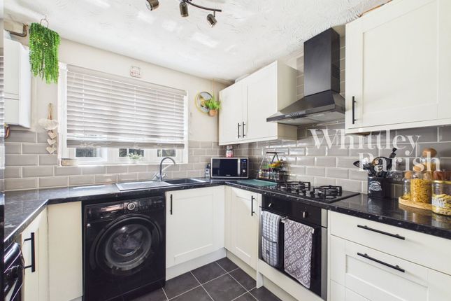 4, Petersfield Close, Norwich photo 4