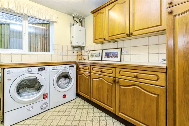 32, Abercorn Close, South Croydon photo 4