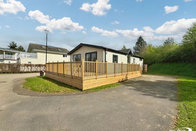 Thumbnail Mobile/park home for sale in Kirkgate, Tydd St. Giles, Wisbech