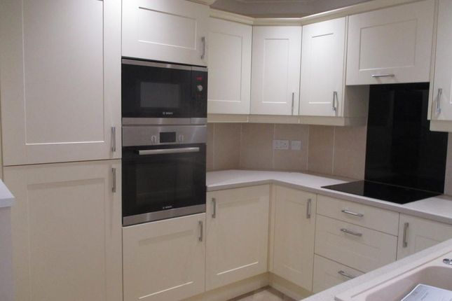8, Wheelbarrow Court, Carlisle photo 3