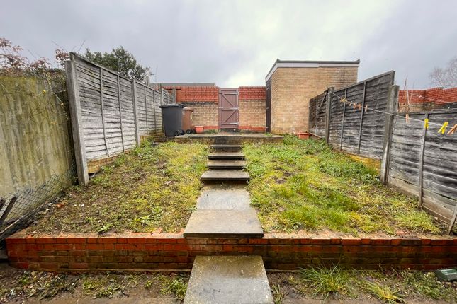 3, IPSWICH photo 2