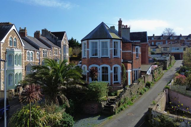 22, Church Road, Ilfracombe photo 2