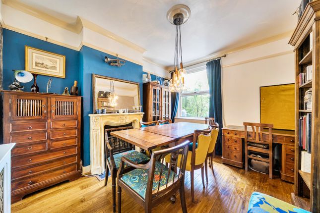 12, Westbury Road, Hertfordshire photo 3