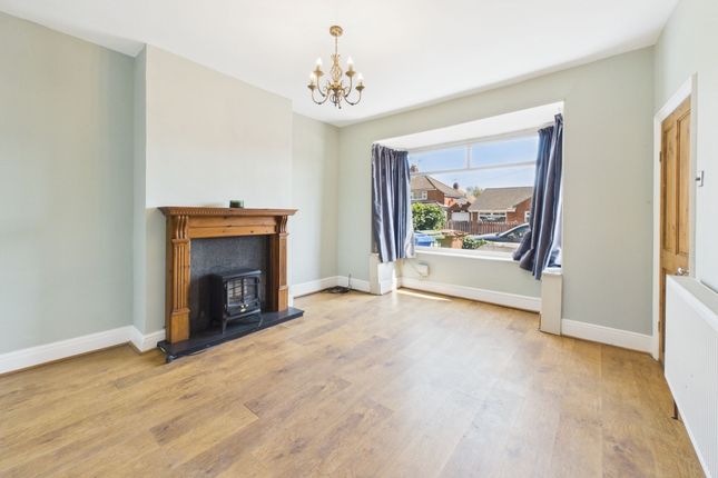 19 Wolfreton Road, Hull photo 2