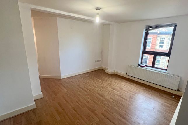 Apt 9, Wakefield photo 3