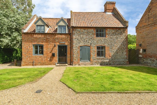 2-bed house on The Cottage, Crostwight Hall,, Heath Road, North Walsham, £425,000