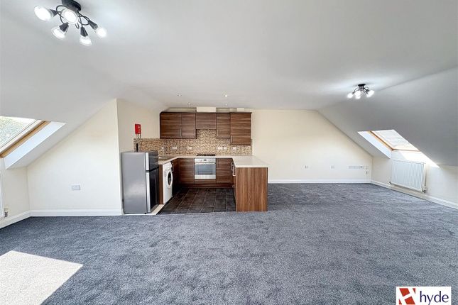 Flat 42 The Horizons, Moss Lane, Bolton photo 2