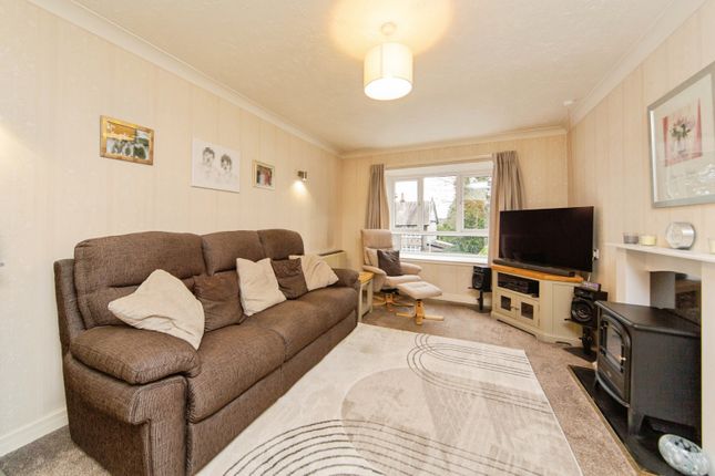 Apartment 14, Fernwood,, Church Road, Wirral photo 2