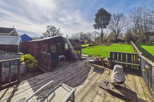 34, Llannon Road, Llanelli photo 3