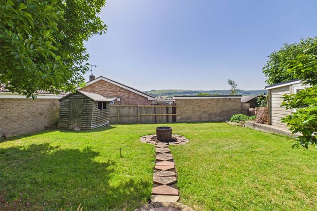 2, Glynfield Rise, Stroud photo 4