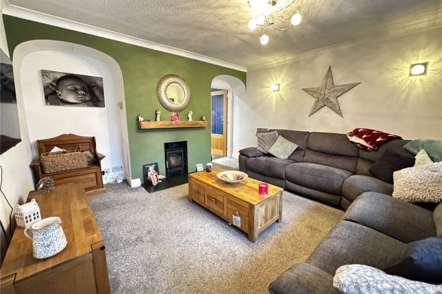 17, Grove Drive, Pembrokeshire photo 4