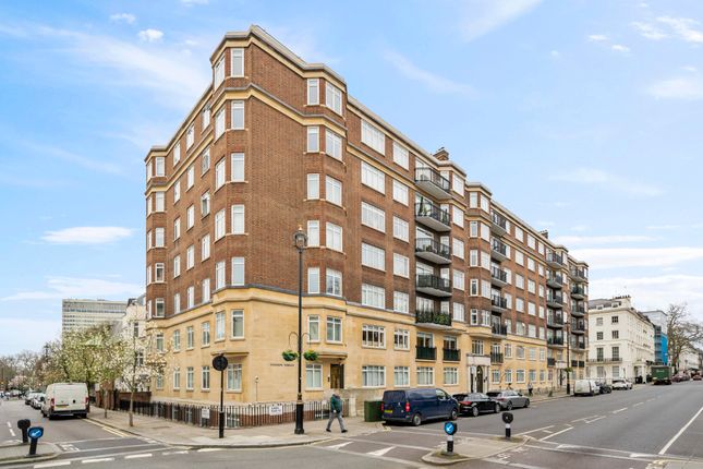 Flat for sale in Sussex Place, London