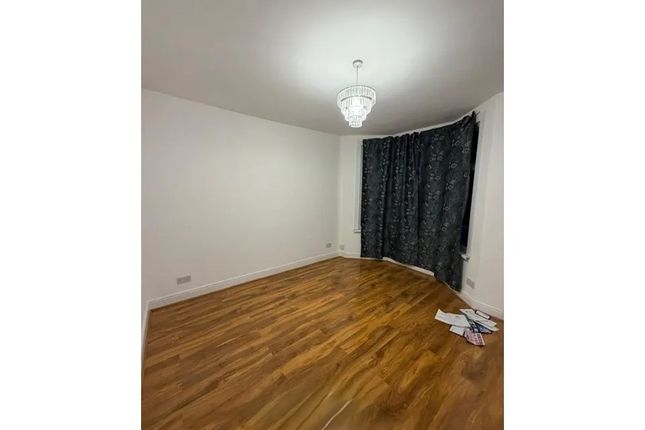 Leslie Grove, Croydon photo 4
