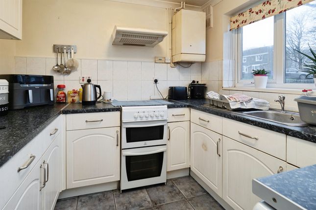 27, Easton Road, BRIDLINGTON photo 2