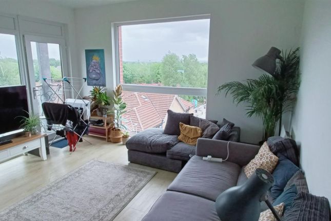 Apartment 49, The Loom, 1 Harrison Street, Manchester photo 3