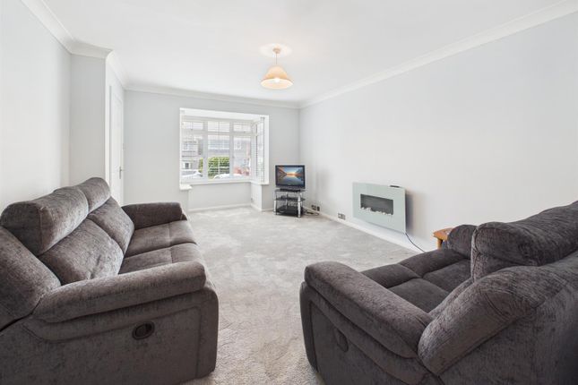 2, Enborne Close, Reading photo 3