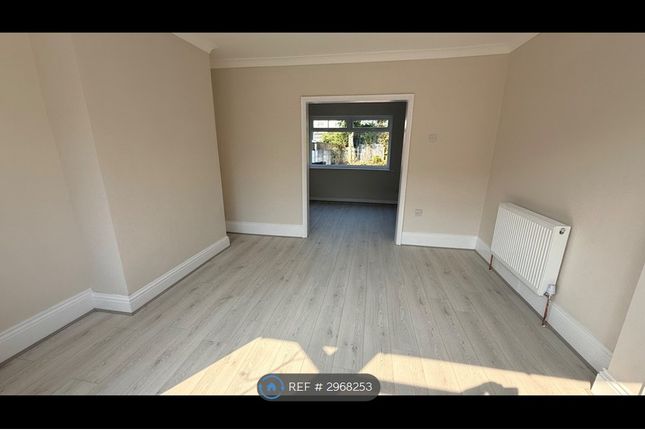 Crossland Road, Droylsden, Manchester photo 2