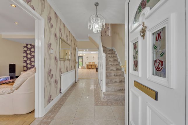 Six Bedroom Two Bathroom House For Sale In Norwood Green