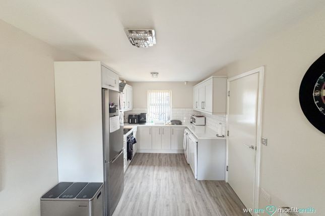 7, Stockwell Avenue, Sheffield photo 2