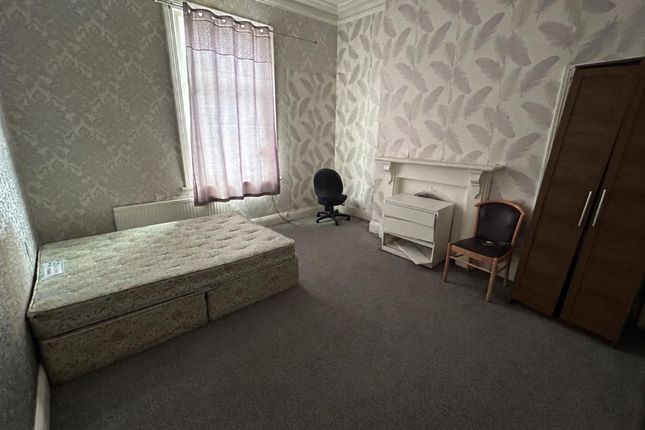 11 Broxbourne Terrace, Sunderland photo 5