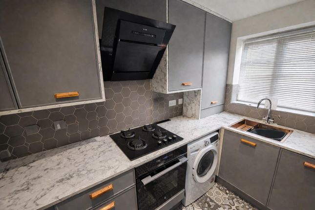 21, Roman Road, Corby photo 5