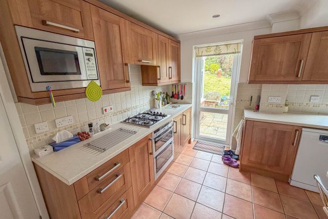 23, Horseshoe Close, Wimborne photo 3