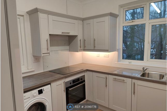 Thumbnail Flat to rent in West End Avenue, Pinner