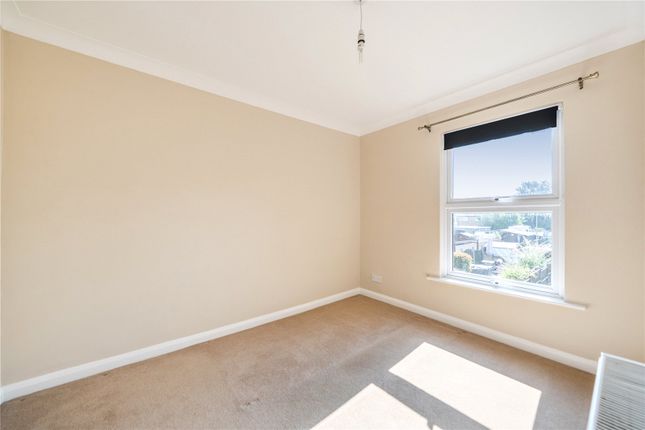 215, Park Road, Kent photo 4