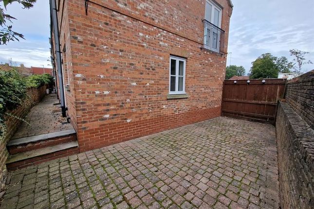 11, Swinburns Yard, Yarm photo 2