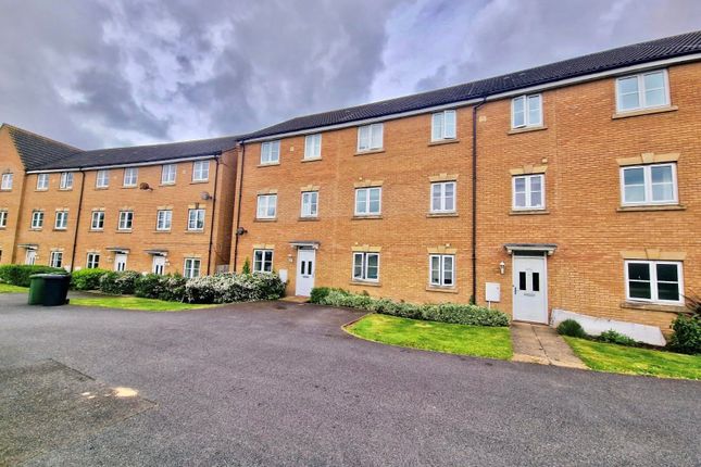 Thumbnail Flat to rent in Hargate Way, Hampton Hargate, Peterborough