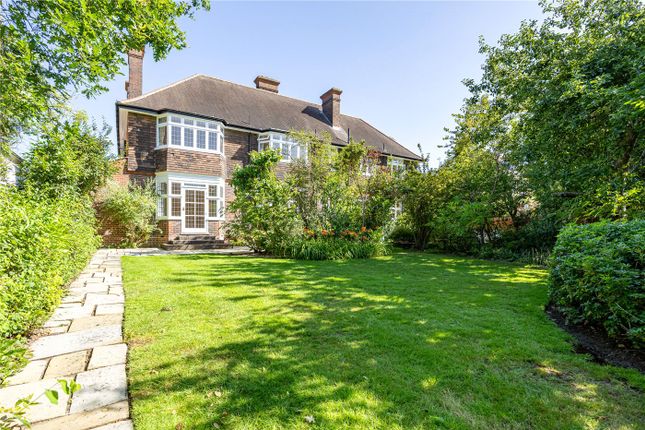 17, Westmead, London photo 2