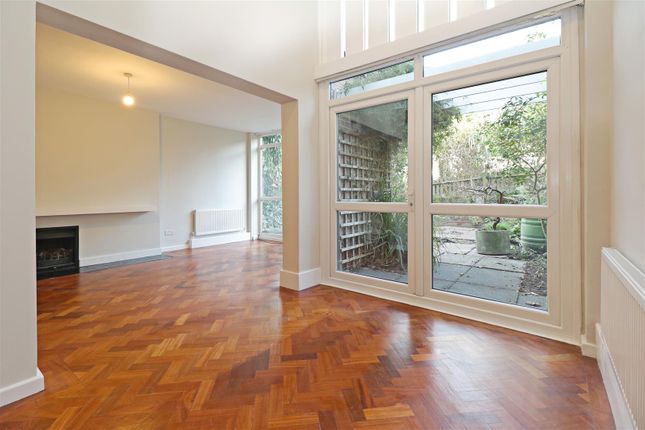 102, Southwood Lane, Highgate photo 4