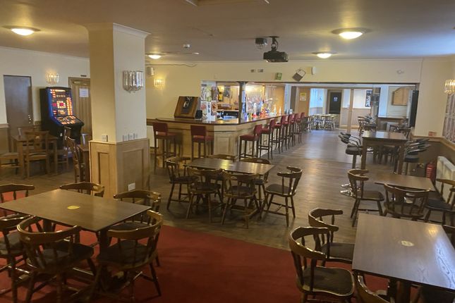 Thumbnail Pub/bar for sale in North Esk Road, Montrose