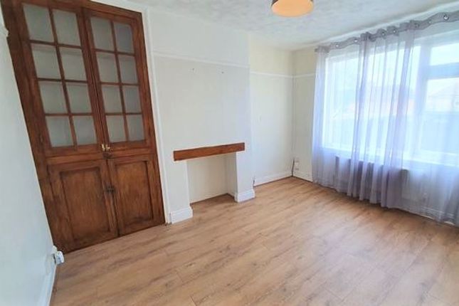 82, Finlay Road, Gloucester photo 4