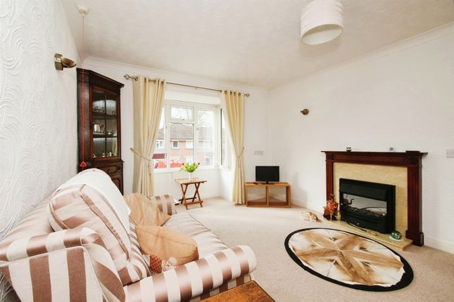 Flat for sale in Wyre Mews, The Village, Haxby, York