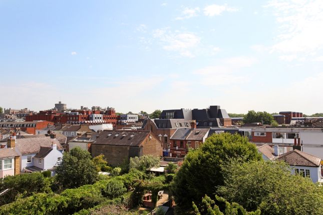 Terraced house to rent in Trinity Place, Windsor