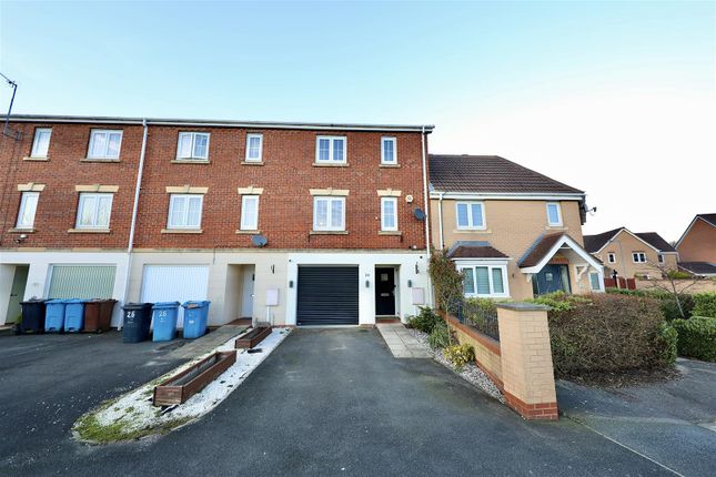 End terrace house for sale in Haweswater Way, Kingswood, Hull