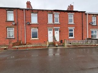 1-bed flat on 19, Stanley, £500/mo