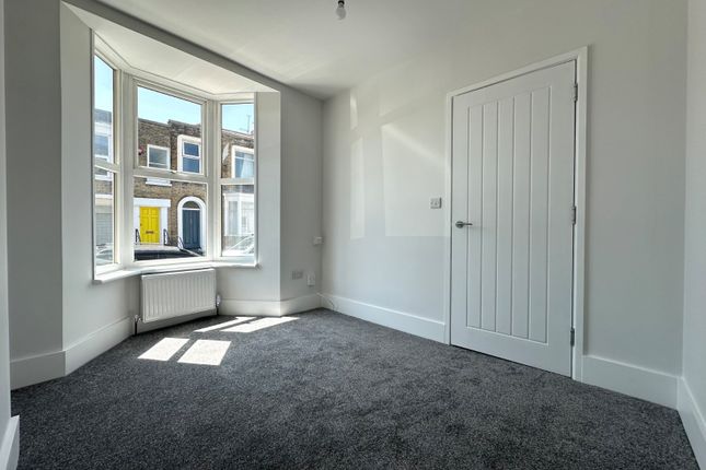 11, Upper Grove, Kent photo 2