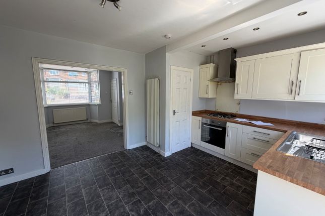 44, Regina Avenue, Birmingham photo 4
