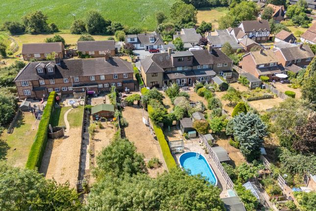 42 Benington Road, Aston, Hertfordshire photo 3